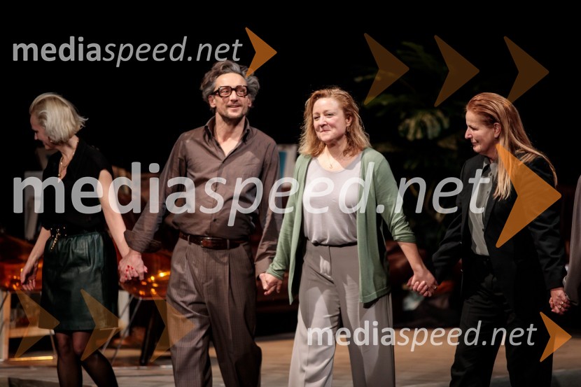  Polona  Juh, igralka;  Marko  Mandić, igralec;  Nataša Barbara Gračner, igralka;  Zvezdana  Mlakar, igralkaParty, premiera v SNG Drama Ljubljana