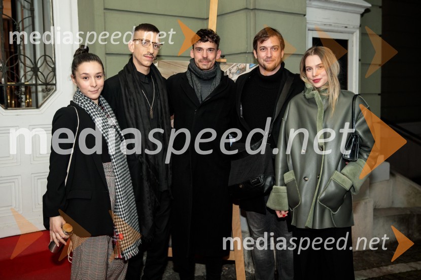  Nataša Keser, igralka;  Matjaž Plošinjak, modni oblikovalec;  Nejc Cijan Garlatti, igralec;  Filip Samobor, igralec;  Klara Kuk, igralka, manekenkaParty, premiera v SNG Drama Ljubljana