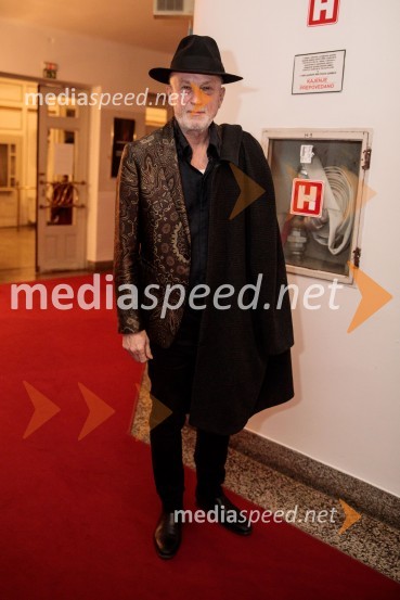  Vlado Kreslin, glasbenikParty, premiera v SNG Drama Ljubljana