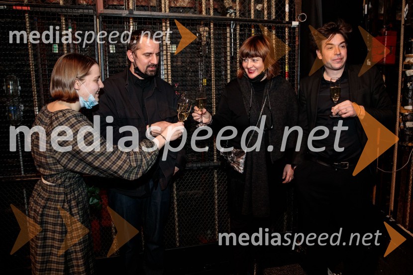  ... ;  ... ;  Ana Savić Gecan, kostumografinja;  Mark Požlep, scenarist, umetnikParty, premiera v SNG Drama Ljubljana