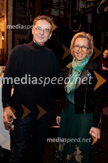   Igor  Samobor, igralec;  Florence  Ferrari, francoska veleposlanica v SlovenijiParty, premiera v SNG Drama Ljubljana