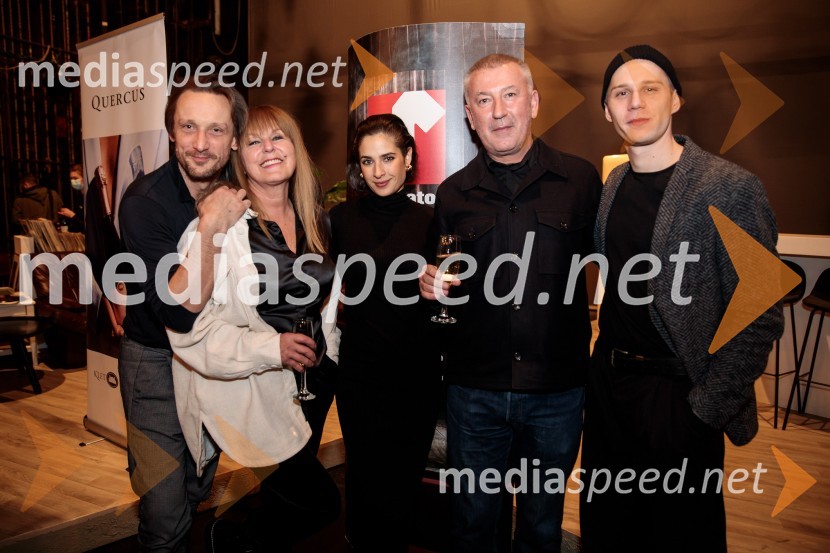  Marko  Mandić, igralec;  Zvezdana  Mlakar, igralka;  Saša Pavlin Stošić, igralka;  Ivica Buljan, režiser;  Timon Šturbej, igralecParty, premiera v SNG Drama Ljubljana