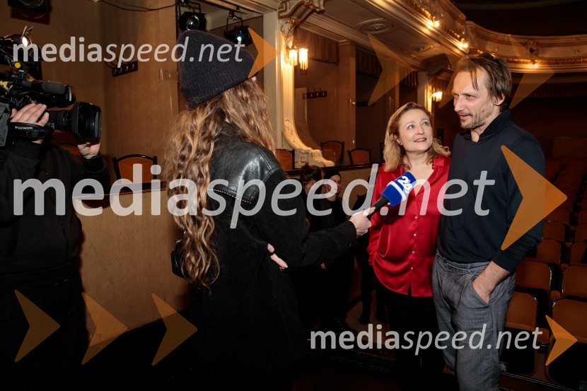  Nataša Barbara Gračner, igralka;  Marko  Mandić, igralecParty, premiera v SNG Drama Ljubljana