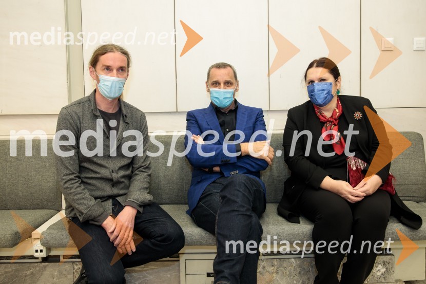  Andrej Jaklič, vodja gledališkega in sodobnoplesnega programa CD;  Danilo Rošker, direktor SNG Maribor;  Uršula Cetinski, generalna direktorica, Cankarjev domTo noč sem jo videl, predstava drame SNG Maribor