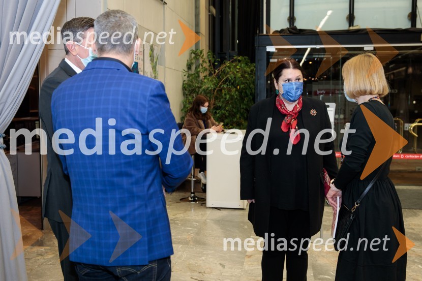  Uršula Cetinski, generalna direktorica, Cankarjev dom;  ... To noč sem jo videl, predstava drame SNG Maribor