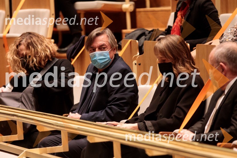  Drago Jančar, pisatelj, častni doktor, Filozofska fakulteta UM;  ... To noč sem jo videl, predstava drame SNG Maribor