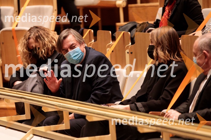  Drago Jančar, pisatelj, častni doktor, Filozofska fakulteta UM;  ... To noč sem jo videl, predstava drame SNG Maribor