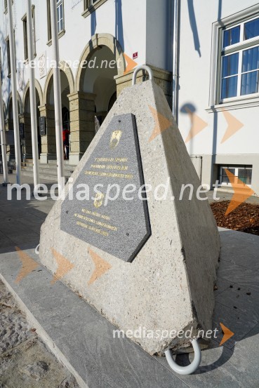 Spomenik v zahvalo in spomin braniteljem slovenske samostojnosti leta 1991Kranj