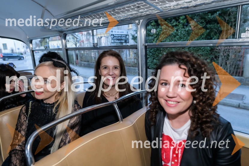  Tamara Fortuna, blogerka;  Tatjana Bizjak, Kremca.net;  Amanda ZorkoVražje dame na potepu v Radgonskih goricah