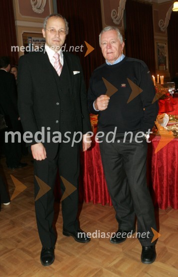 Boris Sovič, mariborski župan v letih 1998-2006 in Tone Vogrinec, direktor alpskega smučarskega sklada 
(županov sprejem v Narodnem domu in Vinagovi kleti)42. Zlata lisica