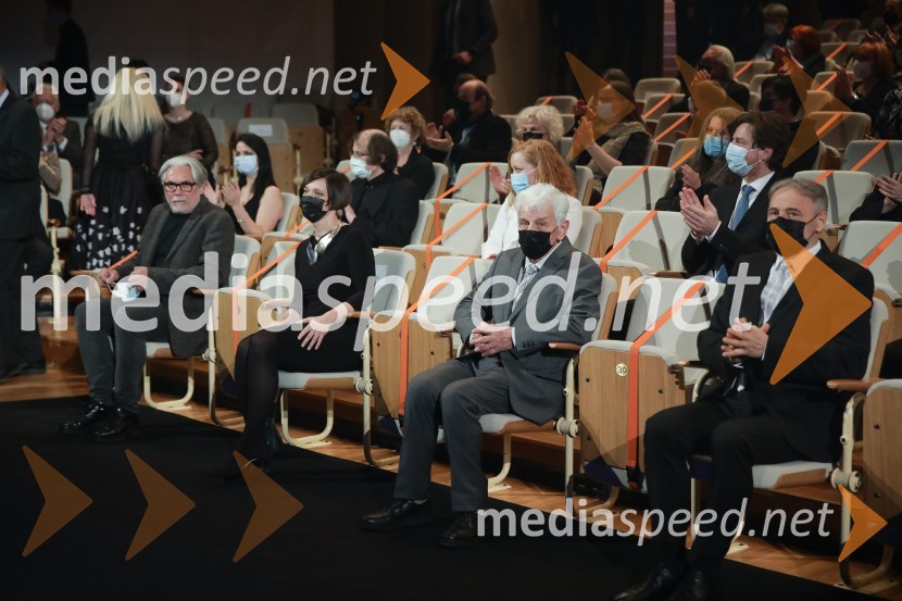  Dušan Kirbiš, slikar;  Špela Čadež, režiserka; dr. Kajetan Gantar, akademik; dr. Jožef Muhovič, predsednik Upravnega odbora Prešernovega skladaPodelitev Prešernovih nagrad 2022