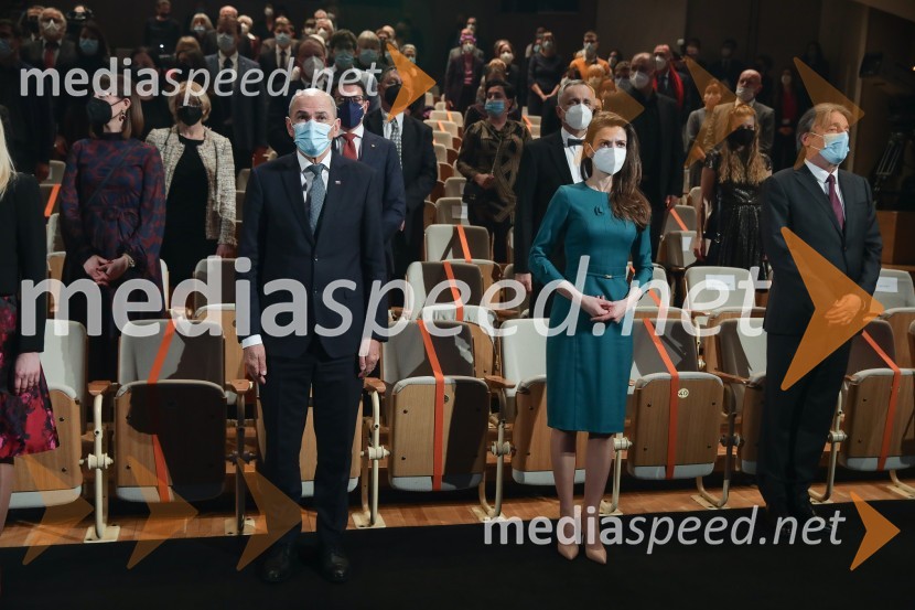  Janez Janša, predsednik vlade RS;  Urška Bačovnik Janša, zdravnica, soproga Janeza Janše;  ... Podelitev Prešernovih nagrad 2022