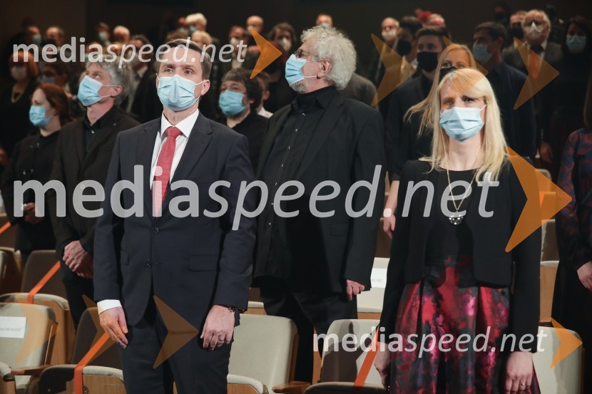  Igor Zorčič, predsednik odbora Državnega zbora RS za infrastrukturo, okolje in prostor;  Nataša Vrečar Zorčič, odvetnicaPodelitev Prešernovih nagrad 2022