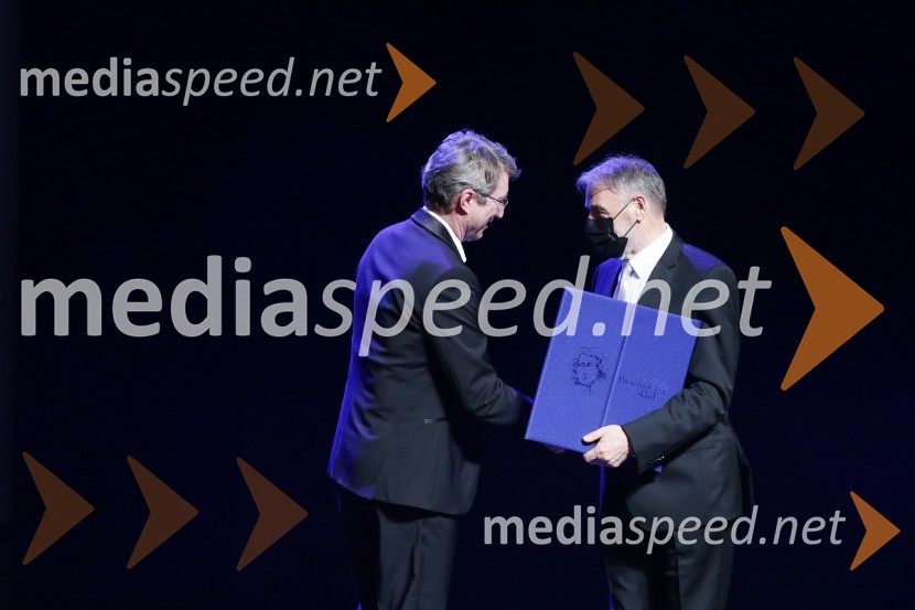  Damijan Močnik, skladatelj; dr. Jožef Muhovič, predsednik Upravnega odbora Prešernovega skladaPodelitev Prešernovih nagrad 2022