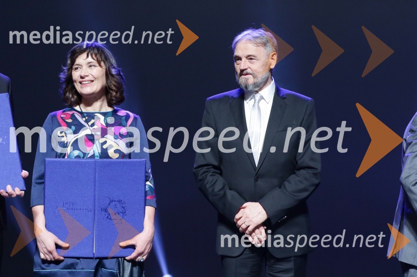  Anja Štefan, pisateljica; dr. Jožef Muhovič, predsednik Upravnega odbora Prešernovega skladaPodelitev Prešernovih nagrad 2022