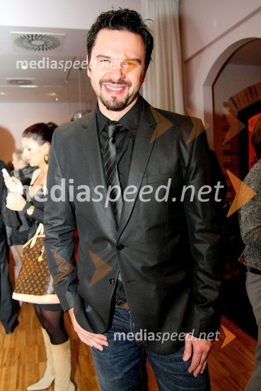 Petar Grašo, pevecPolzela, modna revija