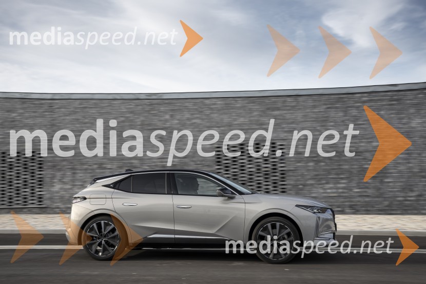 DS 4, slovenska predstavitev