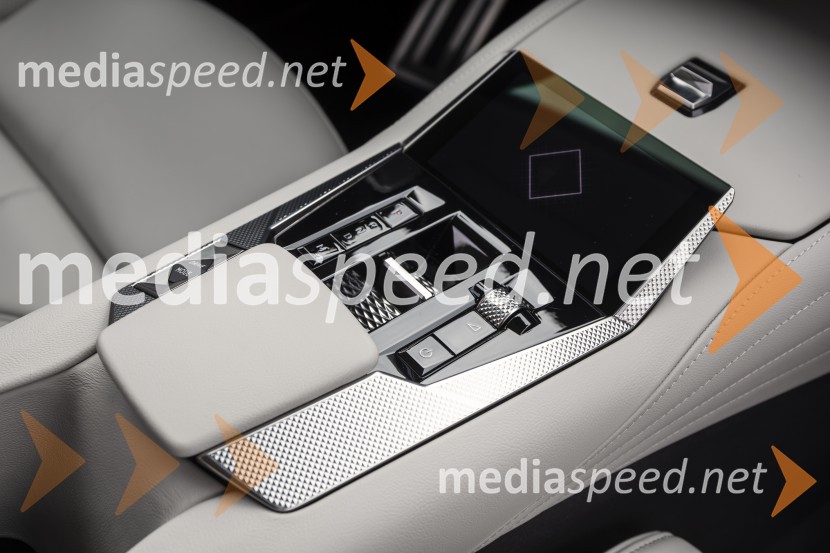 DS 4, slovenska predstavitev