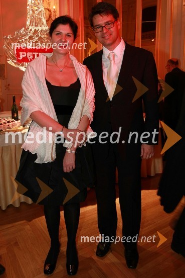 Janez Grošelj, podjetnik in njegova žena Lea Dolenc GrošeljLa Traviata, premiera opere v SNG Maribor