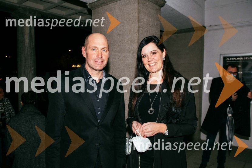  Matjaž Sluga;  Janja Sluga, poslanka DZ14 dni, premiera drame SLG Celje