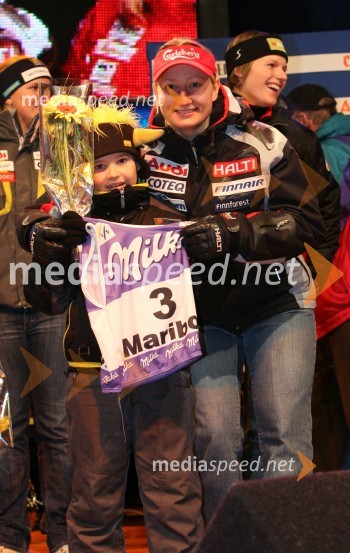 Smučarka Tanja Poutiainen, Finska
(žrebanje štartnih številk za slalom)42. Zlata lisica