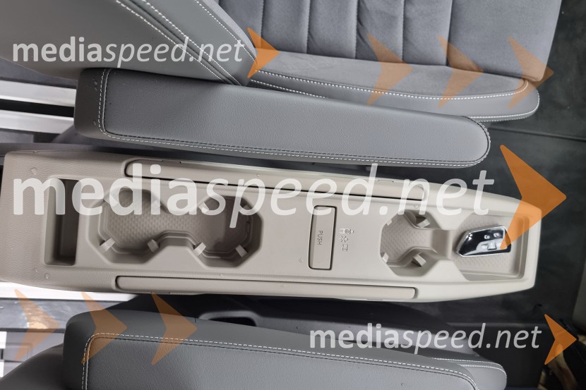 Volkswagen Multivan, slovenska predstavitev