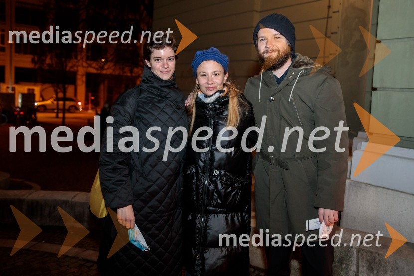  ... ;  Nina Rajić Kranjac, režiserka;  Stane Tomazin, igralecVse ok, premiera drame