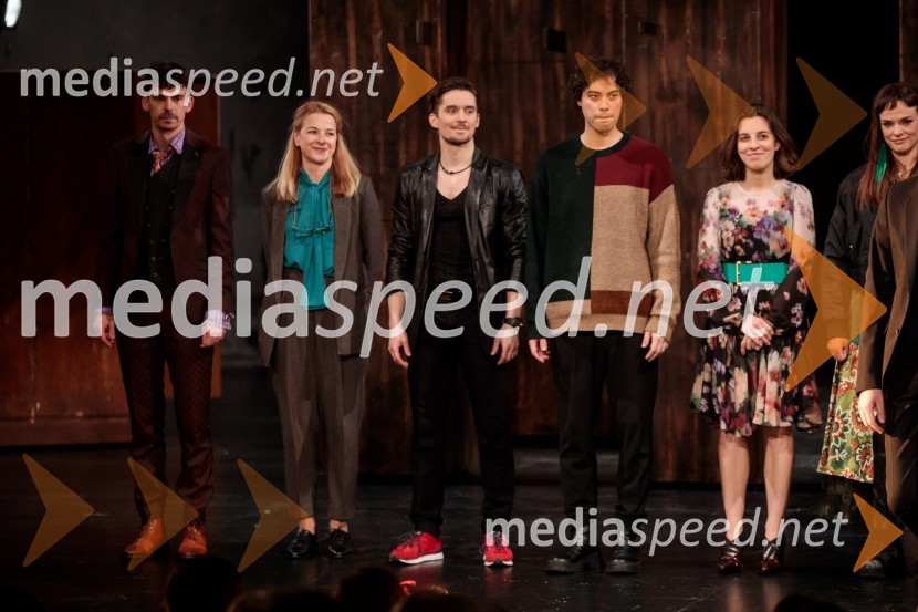  Nejc Cijan Garlatti, igralec;  Barbara Cerar, igralka;  Klemen Janežič, igralec ;  Benjamin Krnetić, igralec;  Tina Resman, igralka;  Tina Vrbnjak, igralkaVse ok, premiera drame