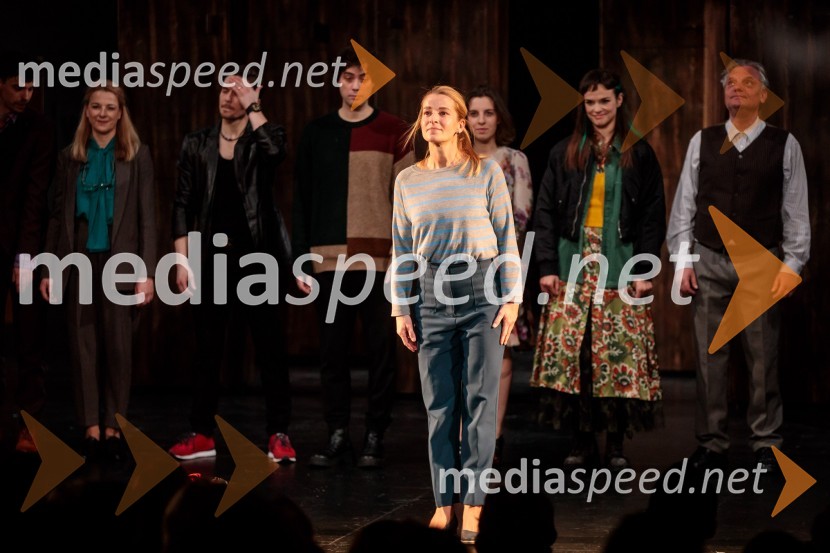  Maša Derganc, igralkaVse ok, premiera drame