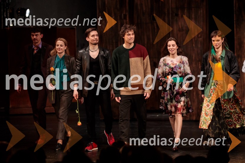  Nejc Cijan Garlatti, igralec;  Barbara Cerar, igralka;  Klemen Janežič, igralec ;  Benjamin Krnetić, igralec;  Tina Resman, igralka;  Tina Vrbnjak, igralkaVse ok, premiera drame