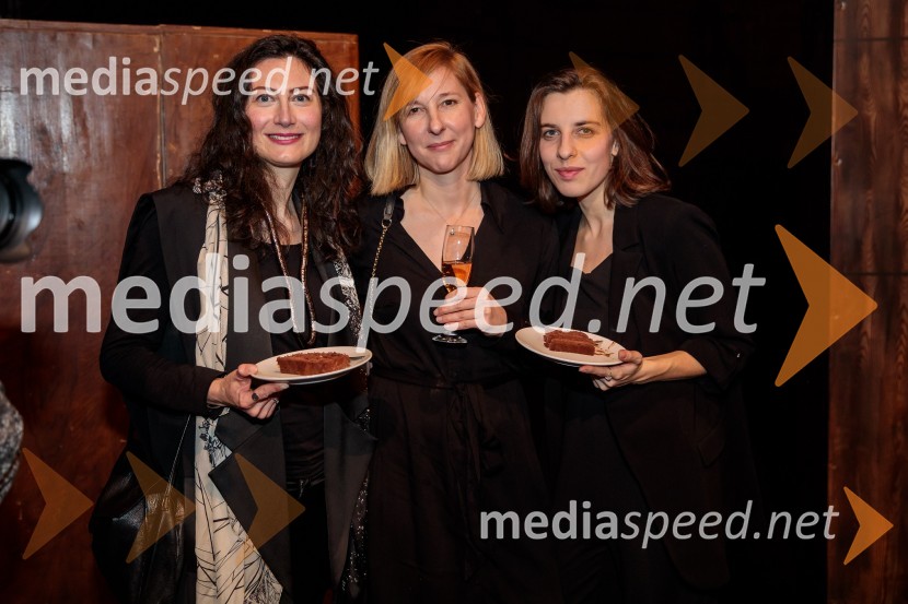  ... ;  Jelena Lasan;  Tina Resman, igralkaVse ok, premiera drame