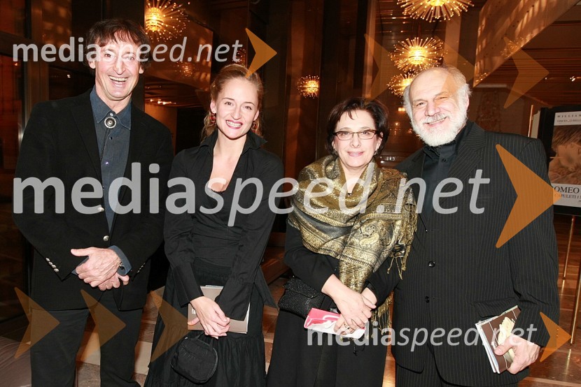 Marin Turcu, baletnik, Valentina Turcu, balerina, Jagoda in Dimitrije Popović, znameniti slikar je oblikovalec plakata za La TraviatoLa Traviata, premiera opere v SNG Maribor