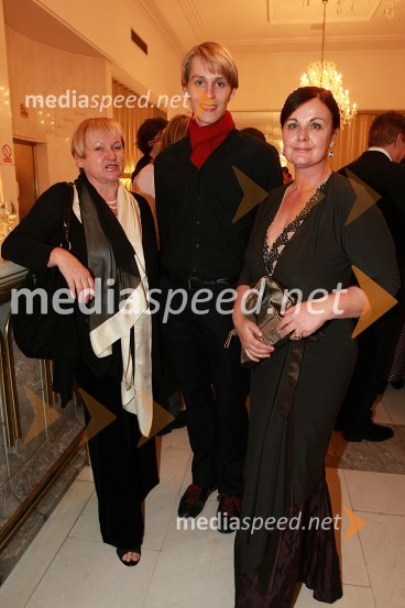 Meta Stvarnik, Sytze Jan Luske, baletnik in Violeta Zgonik, Agencija 41La Traviata, premiera opere v SNG Maribor