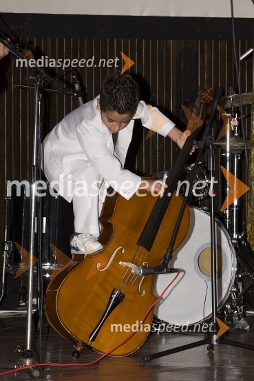 Član skupina Mala Langa50 let Radia Murski val