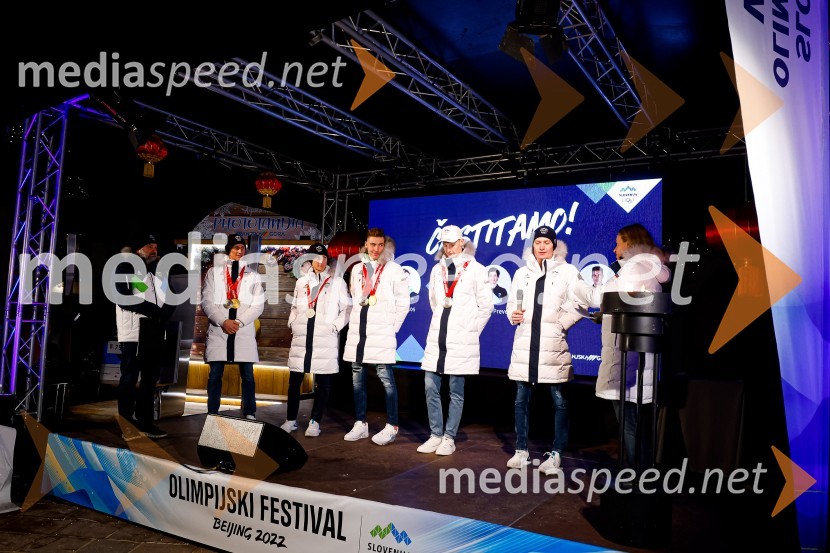  Peter  Prevc, smučarski skakalec;  Cene Prevc, smučarski skakalec;  Timi Zajc, smučarski skakalec;  Lovro Kos, smučarski skakalec;  Anže Lanišek, smučarski skakalecSprejem olimpijcev  v Kranjski Gori