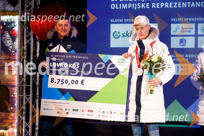  ... ;  Lovro Kos, smučarski skakalecSprejem olimpijcev  v Kranjski Gori