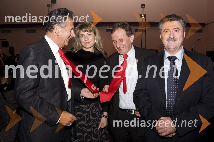 Anton Kampuš, župan občine Gornja Radgona in poslanec v državnem zboru, Miran Györek, poslanec SNS s soprogo in Geza Erniša, evangeličanski škof50 let Radia Murski val