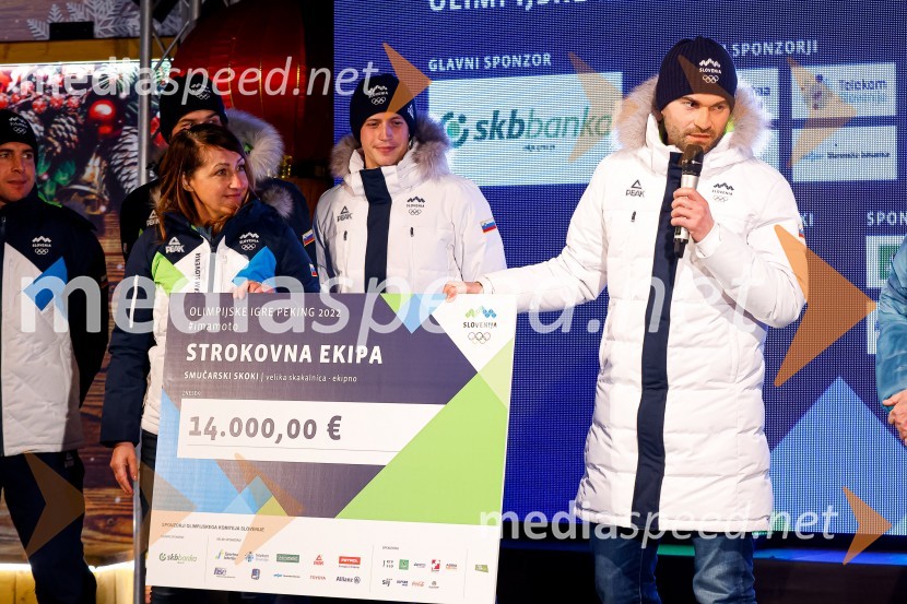  Robert Hrgota, trener slovenske skakalne reprezentanceSprejem olimpijcev  v Kranjski Gori