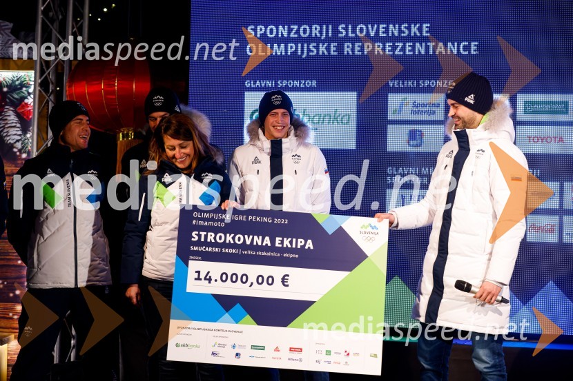  Robert Hrgota, trener slovenske skakalne reprezentanceSprejem olimpijcev  v Kranjski Gori