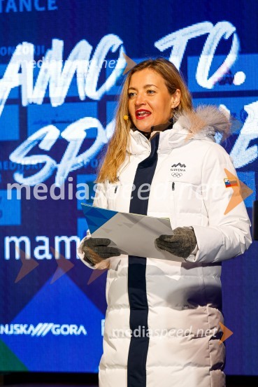  Anja Hlača Ferjančič, novinarka, RTVSprejem olimpijcev  v Kranjski Gori