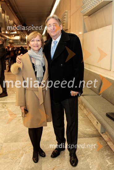  Alenka Zor Simoniti, novinarka TV Slovenija;  Vasko Simoniti, minister za kulturoBerlinski filharmoniki v Cankarjevem domu