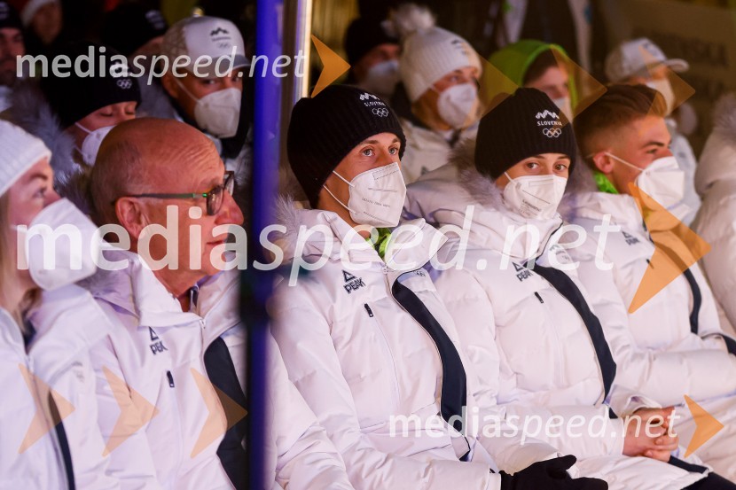  ... ;  Peter  Prevc, smučarski skakalec;  Cene Prevc, smučarski skakalec;  Timi Zajc, smučarski skakalecSprejem olimpijcev  v Kranjski Gori