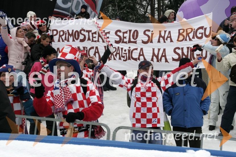 Hrvaški navijači
(nedeljski slalom)42. Zlata lisica