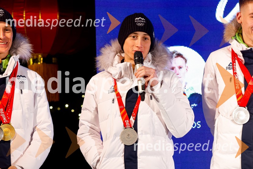  Cene Prevc, smučarski skakalecSprejem olimpijcev  v Kranjski Gori
