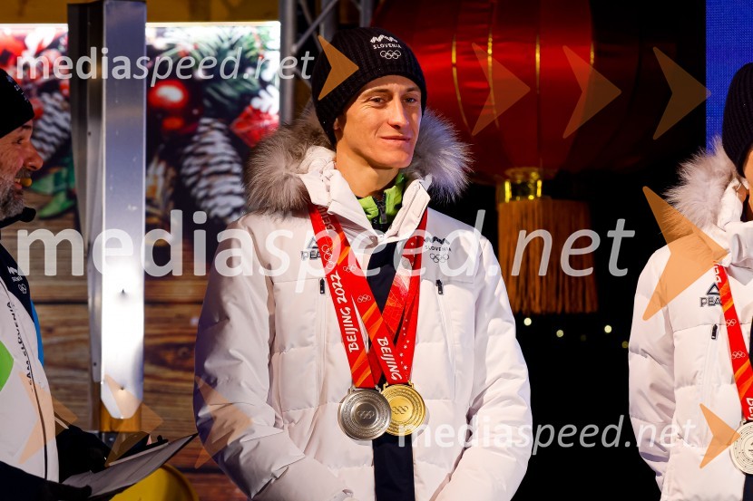  Peter  Prevc, smučarski skakalecSprejem olimpijcev  v Kranjski Gori