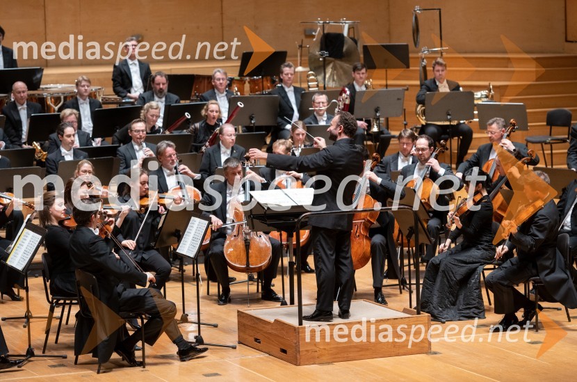  Kiril Petrenko, ruski dirigentBerlinski filharmoniki v Cankarjevem domu
