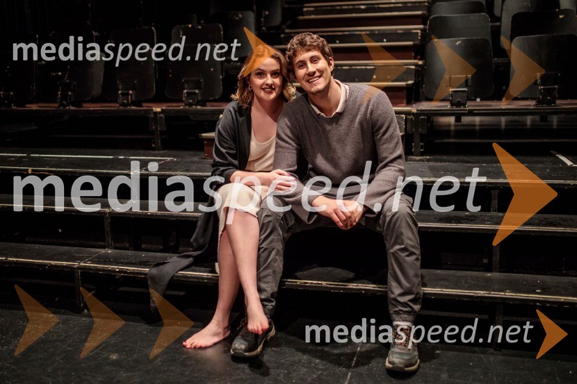  Mija Kramar, igralka;  Luka ŽerdinSvoje usode krojači, premiera avtorskega projekta, Slovensko mladinsko gledališče Ljubljana