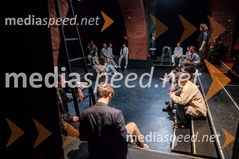 Svoje usode krojači, premiera avtorskega projekta, Slovensko mladinsko gledališče Ljubljana