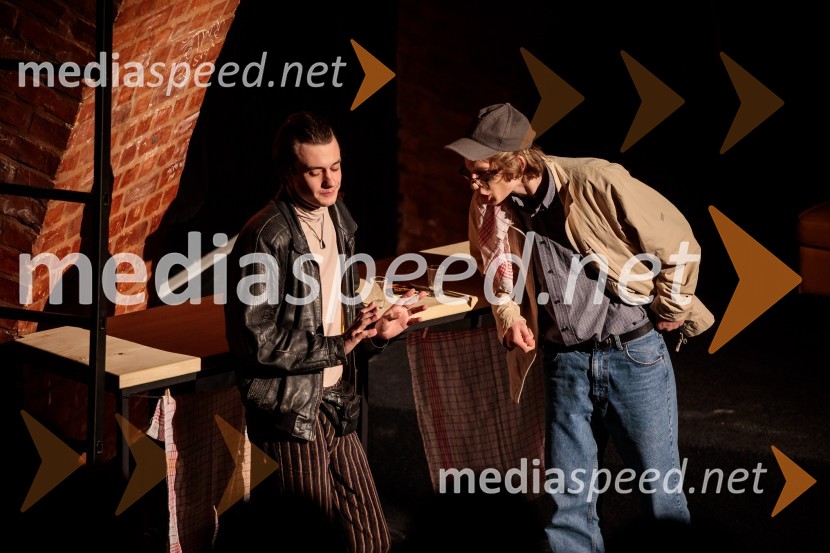  Jon Napotnik;  Nace Korošec, selektor mladinske kolesarske reprezentanceSvoje usode krojači, premiera avtorskega projekta, Slovensko mladinsko gledališče Ljubljana