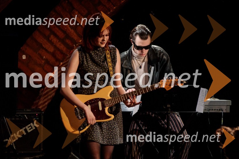  Iza Napotnik;  Jon NapotnikSvoje usode krojači, premiera avtorskega projekta, Slovensko mladinsko gledališče Ljubljana